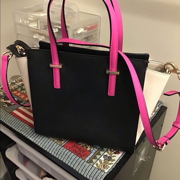 Handbag - Picture 2 of 5